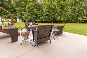 1846 Lori Ln, Hermitage, PA 16148 - Photo 39