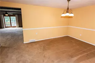 107 Mulkerrin Dr, Ross Twp, PA 15214 - Photo 9