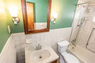 107 Mulkerrin Dr, Ross Twp, PA 15214 - Photo 29