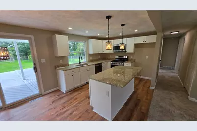 745 Sara Ln, Verona, PA 15147 - Photo 15