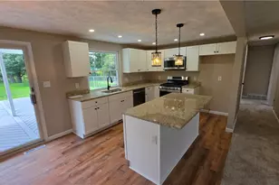 745 Sara Ln, Verona, PA 15147 - Photo 15