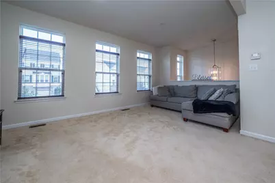 10 Roosevelt Dr, Kennedy Township, PA 15136 - Photo 11