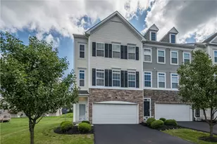 10 Roosevelt Dr, Kennedy Township, PA 15136 - Photo 1