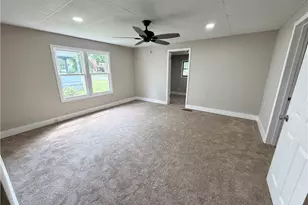 219 E Wallace Ave, New Castle, PA 16101 - Photo 13