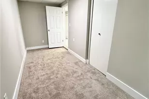 219 E Wallace Ave, New Castle, PA 16101 - Photo 21