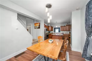 312 College Ave, Grove City Boro, PA 16127 - Photo 9
