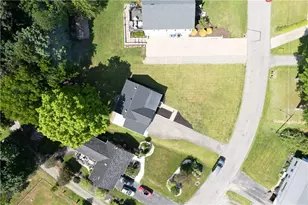 601 Jefferson St, Evans City, PA 16033 - Photo 31