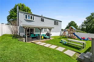 135 Cranbrooke Dr, Findlay Township, PA 15108 - Photo 27
