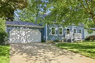 1356 Coronado Dr, Hermitage, PA 16148 - Photo 1