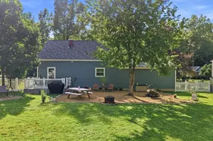1356 Coronado Dr, Hermitage, PA 16148 - Photo 3