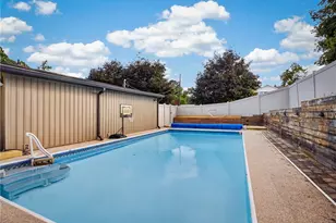 19 Ellen Dr, Robinson Twp, PA 15136 - Photo 27
