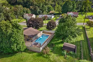 19 Ellen Dr, Robinson Twp, PA 15136 - Photo 33