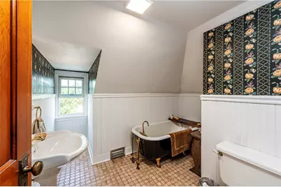 144 Westmoreland Ave, Greensburg, PA 15601 - Photo 17
