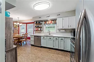 806 Boulder Dr, Bethel Park, PA 15102 - Photo 11