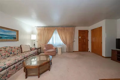 4913 Aspen Street, West Mifflin, PA 15122 - Photo 3