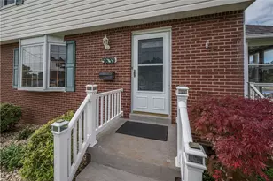 5639 Tracy Dr, Bethel Park, PA 15236 - Photo 3