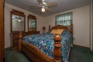 5639 Tracy Dr, Bethel Park, PA 15236 - Photo 23