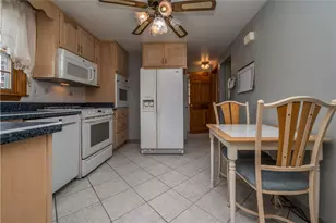 5639 Tracy Dr, Bethel Park, PA 15236 - Photo 15