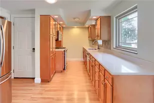 941 6th St, Baden, PA 15005 - Photo 13