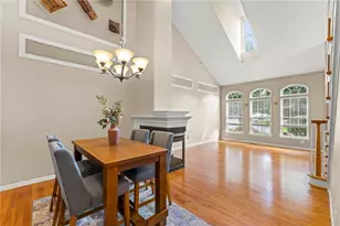 941 Royal Ct, North Strabane, PA 15317 - Photo 9