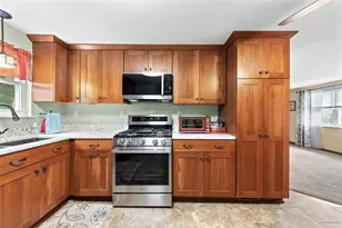 221 Northmont Dr, Pittsburgh, PA 15147 - Photo 13