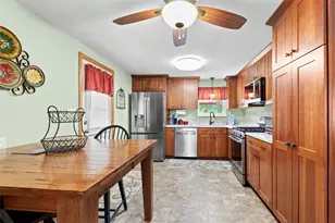 221 Northmont Dr, Pittsburgh, PA 15147 - Photo 9