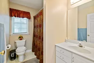 8310 Reagan Dr, Pittsburgh, PA 15237 - Photo 17