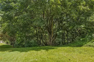 156 Dinwiddie Dr, Pittsburgh, PA 15068 - Photo 7