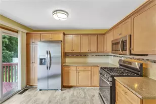 156 Dinwiddie Dr, Pittsburgh, PA 15068 - Photo 21