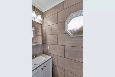 156 Dinwiddie Dr, Pittsburgh, PA 15068 - Photo 23