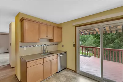 156 Dinwiddie Dr, Pittsburgh, PA 15068 - Photo 19