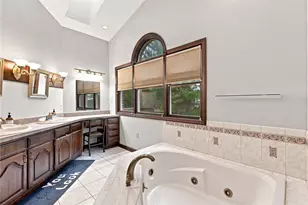 859 Meadowbrook Rd, Level Green, PA 15085 - Photo 17