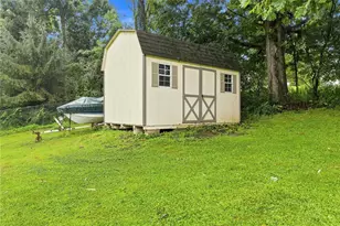 859 Meadowbrook Rd, Level Green, PA 15085 - Photo 31