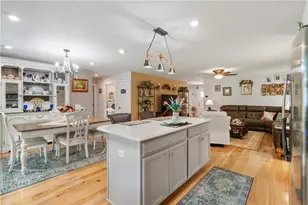 153 Olivia Dr, Center Township, PA 15061 - Photo 9