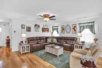 153 Olivia Dr., Center Township, PA 15061 - Photo 5