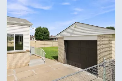 2356 West St, Aliquippa, PA 15001 - Photo 37