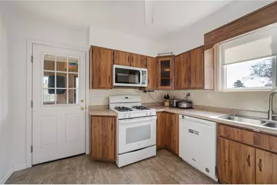 2356 West St, Aliquippa, PA 15001 - Photo 9