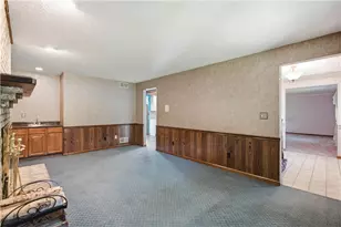 3425 Aloha Dr, Lower Burrell, PA 15068 - Photo 7