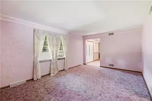 3425 Aloha Dr, Lower Burrell, PA 15068 - Photo 3