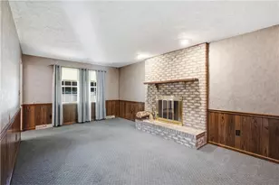 3425 Aloha Dr, Lower Burrell, PA 15068 - Photo 7