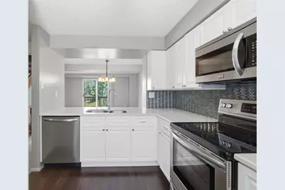115 Saxonwald, Pittsburgh, PA 15234 - Photo 3
