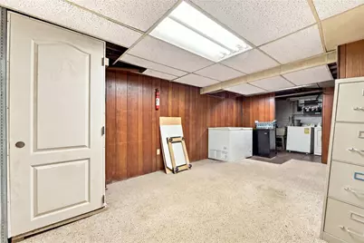 102 Greylock Dr, Pittsburgh, PA 15235 - Photo 33