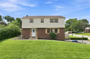 102 Greylock Dr, Pittsburgh, PA 15235 - Photo 1