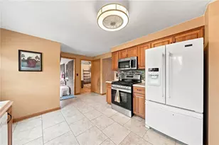 11479 Drop Rd, North Huntingdon, PA 15642 - Photo 9