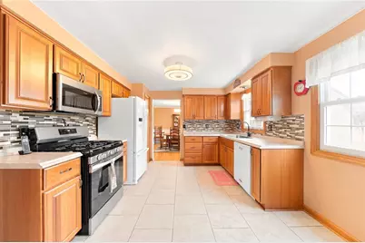11479 Drop Rd, North Huntingdon, PA 15642 - Photo 9