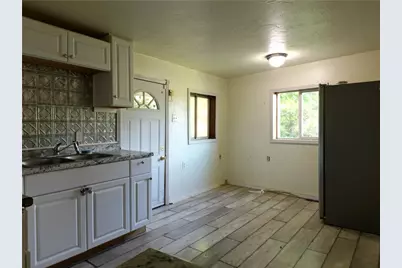 13 High Street, Twp of But NW, PA 16045 - Photo 3
