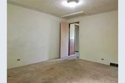 13 High Street, Twp of But NW, PA 16045 - Photo 11