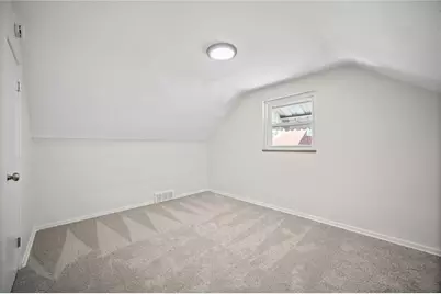 2025 Ohio Ave, West Mifflin, PA 15122 - Photo 15