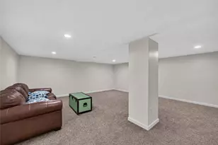 41 Highland Dr, Cecil, PA 15057 - Photo 25