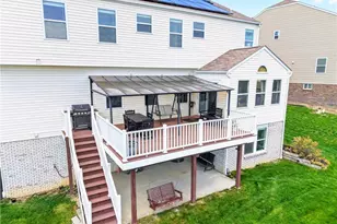 1055 Livorno Dr, Collier Township, PA 15071 - Photo 7